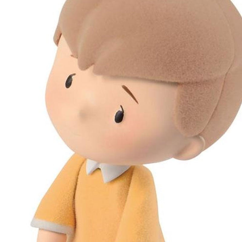 Figurine Disney – Christopher Robin – Fluffy Puffy – 5 cm – Banpresto. Une version douce et veloutée du fidèle ami de Winnie l’Ourson. Parfaite pour les fans de l’univers tendre de la Forêt des Rêves Bleus."