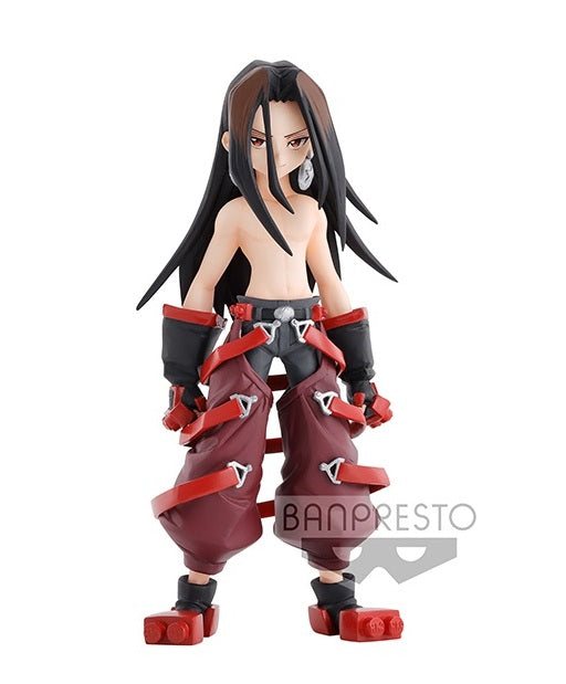 Figurine Shaman King – Hao – Vol.2 – 14 cm – Banpresto. Hao dans sa posture emblématique, avec son pantalon bordeaux, ses gants noirs et son regard intense. Une pièce incontournable pour les fans de l’univers Shaman King