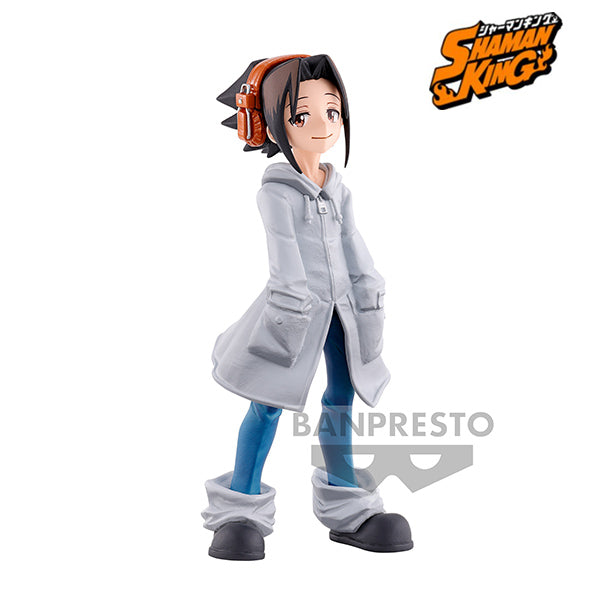 Figurine Shaman King de Yoh Asakura, 14 cm, pose emblématique avec manteau blanc, signée Banpresto, sous licence officielle.