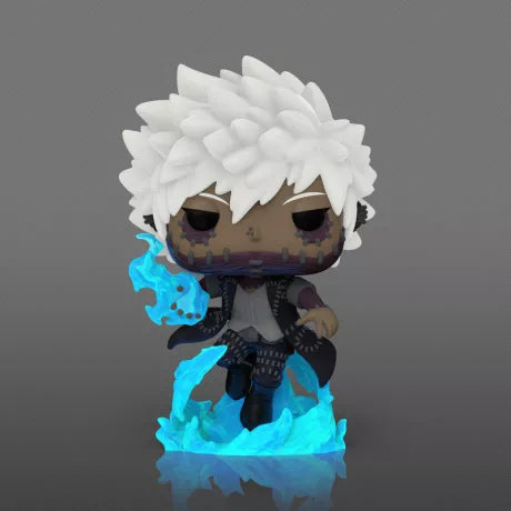 Funko Pop! My Hero Academia 1834 - Dabi Chase Edition (Specialty Series). Figurine détaillée avec un design sombre et des flammes bleues emblématiques. Une piÚce rare pour les collectionneurs et fans de MHA.