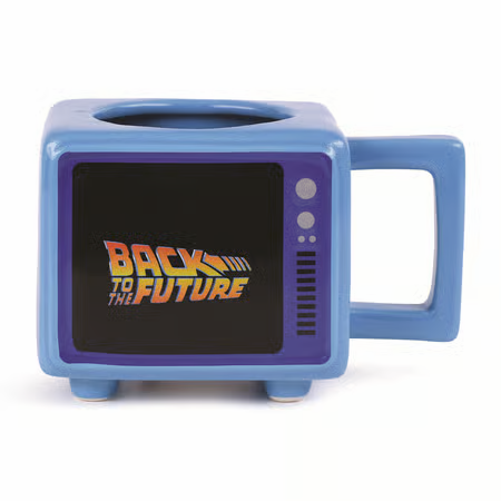 "Mug thermoréactif Retour vers le Futur – TV rétro – 500 ml. Tasse en céramique affichant la Delorean à chaud. Design inspiré des années 80, parfait pour les fans de la trilogie culte."