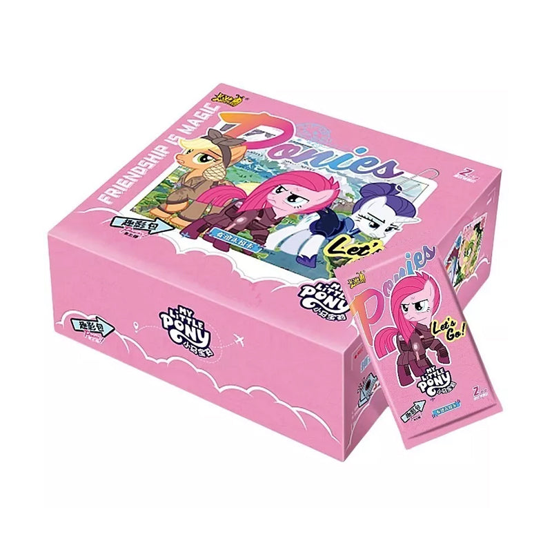 Boîte de cartes My Little Pony contenant 30 boosters, avec illustrations de Twilight Sparkle, Rainbow Dash et Pinkie Pie.