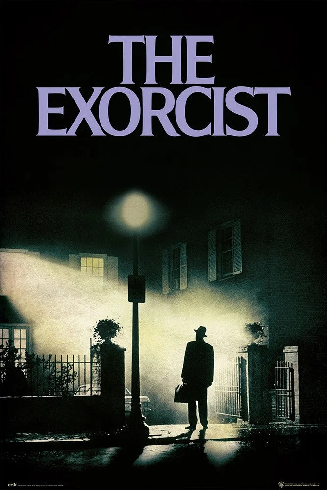 Poster L’Exorciste – Affiche du film – 61 x 91 cm. Visuel iconique du prêtre sous le lampadaire, ambiance horrifique et cinéma culte.