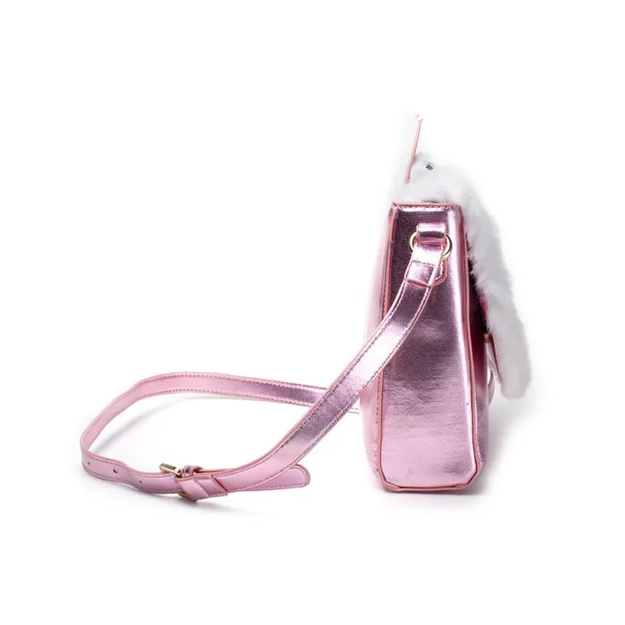 "Sac bandoulière Marie des Aristochats, design fluffy avec finition métallisée rose, inspiré du personnage Disney. Accessoire kawaii sous licence officielle, idéal pour les fans de Disney."