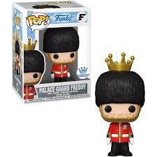 "Funko Pop! Palace Guard Freddy – Édition spéciale exclusive Funko Shop. Figurine en vinyle représentant Freddy Funko en garde royal britannique avec uniforme rouge et bonnet bearskin. Un incontournable pour les collectionneurs et les fans de Funko."