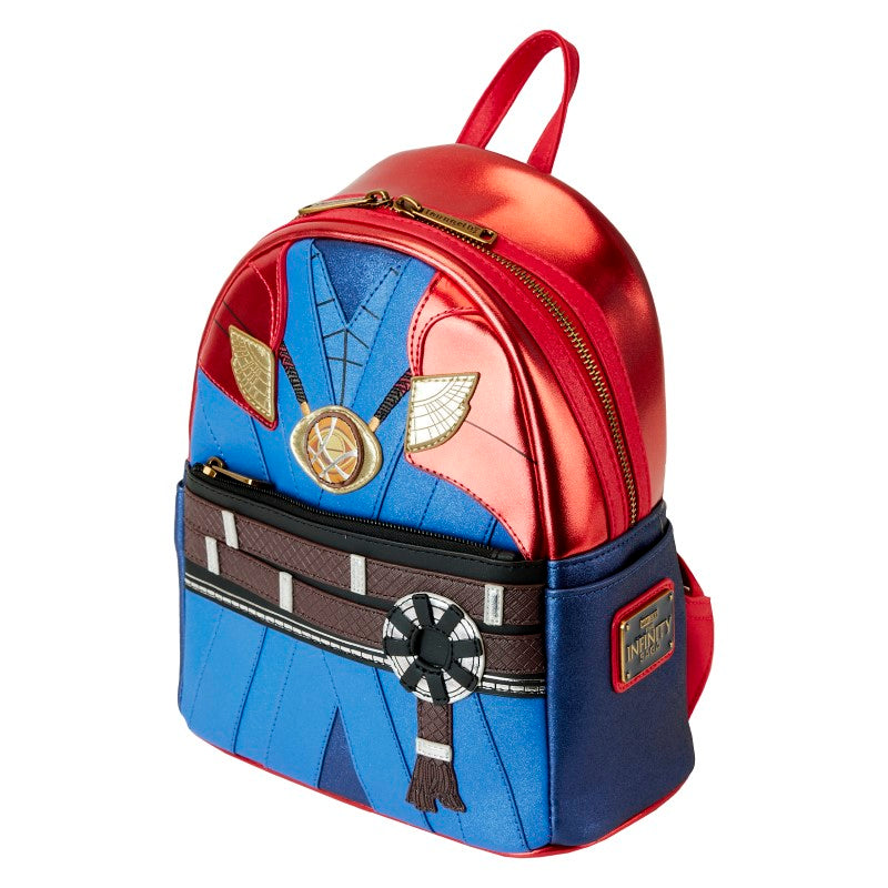Sac à dos Loungefly – Marvel – Doctor Strange – Infinity Saga – 23 x 27 x 11 cm. Design fidèle au costume de Strange, détails brodés et doublure mystique. Idéal pour les fans du MCU.

