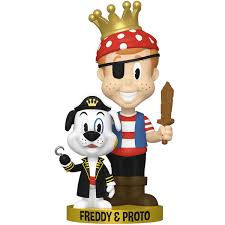 "Wacky Wobbler Freddy Funko with Proto – Édition exclusive Funtastic Voyage 2024. Figurine en vinyle représentant Freddy Funko en pirate avec un bandana, un cache-œil et une épée en bois, accompagné de Proto portant un chapeau de capitaine. Un incontournable pour les collectionneurs de Funko."