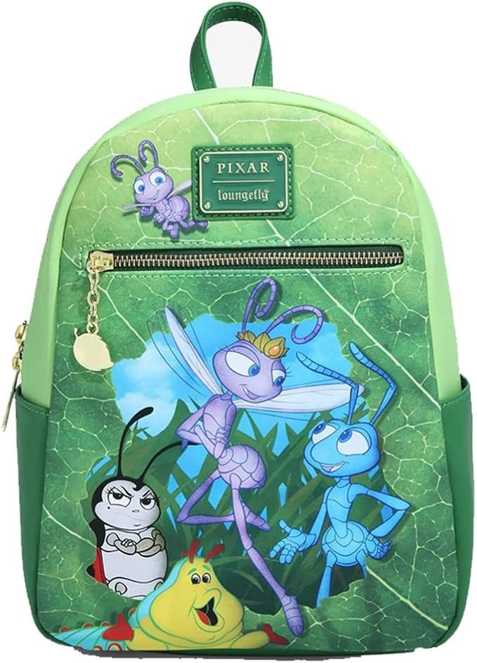 Sac à dos Loungefly – 1001 Pattes – Disney Pixar – 23,1 x 26,2 x 11,2 cm. Mini sac vibrant illustré avec Tilt, Atta et Heimlich, doublure à motifs d’insectes. Un must-have pour les fans de Pixar.

