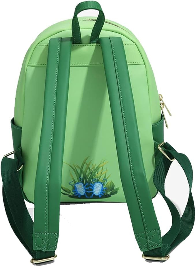 Sac à dos Loungefly – 1001 Pattes – Disney Pixar – 23,1 x 26,2 x 11,2 cm. Mini sac vibrant illustré avec Tilt, Atta et Heimlich, doublure à motifs d’insectes. Un must-have pour les fans de Pixar.

