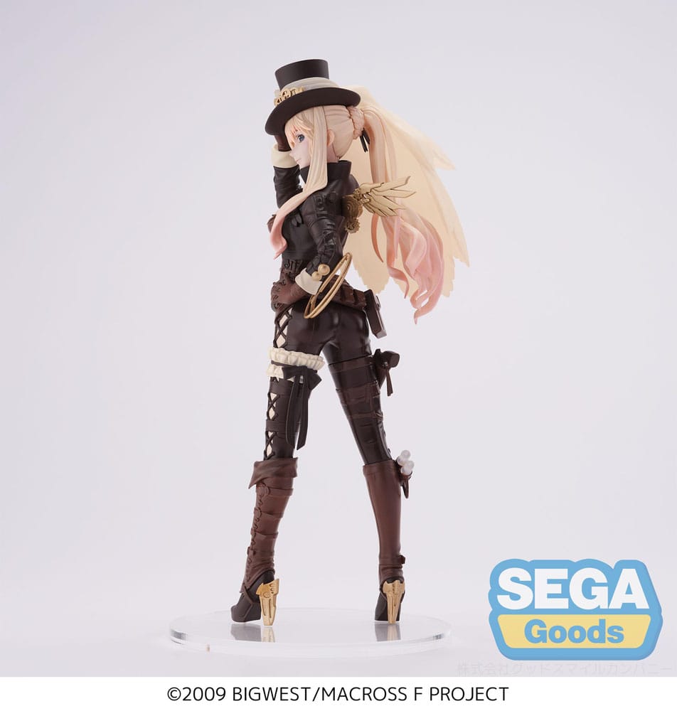 Figurine Macross Frontier – Sheryl Nome "Figurizma Ver." – 19 cm – SEGA. Sheryl Nome en tenue steampunk élégante avec haut-de-forme et ailes dorées. Une figurine détaillée incontournable pour les fans de Macross.