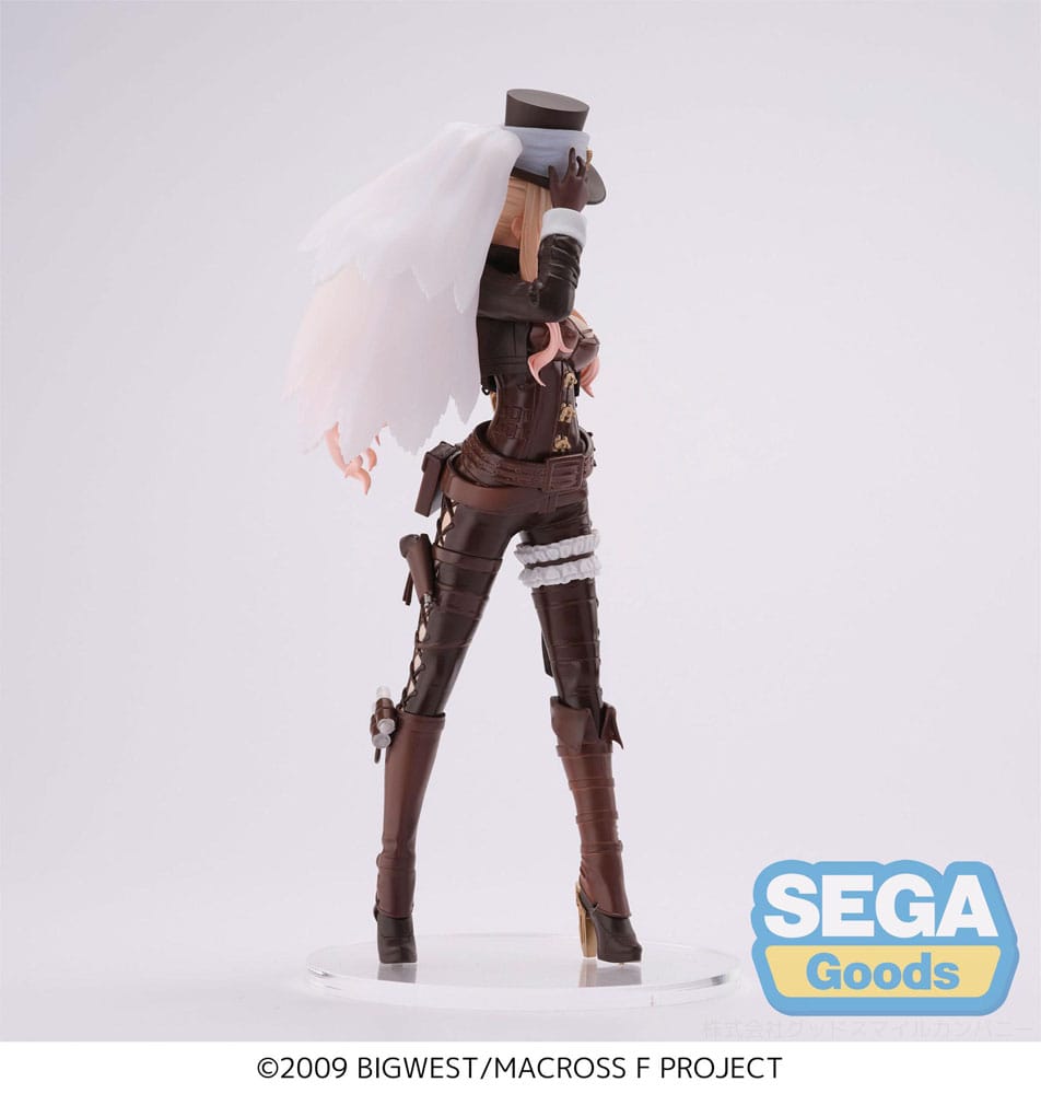 Figurine Macross Frontier – Sheryl Nome "Figurizma Ver." – 19 cm – SEGA. Sheryl Nome en tenue steampunk élégante avec haut-de-forme et ailes dorées. Une figurine détaillée incontournable pour les fans de Macross.