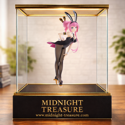 Figurine Vocaloid – Megurine Luka – BiCute Bunnies – 28 cm – FuRyu. Megurine Luka porte une élégante tenue de bunny noire avec collants résille et sa célèbre chevelure rose. Une figurine détaillée parfaite pour les fans de Vocaloid.