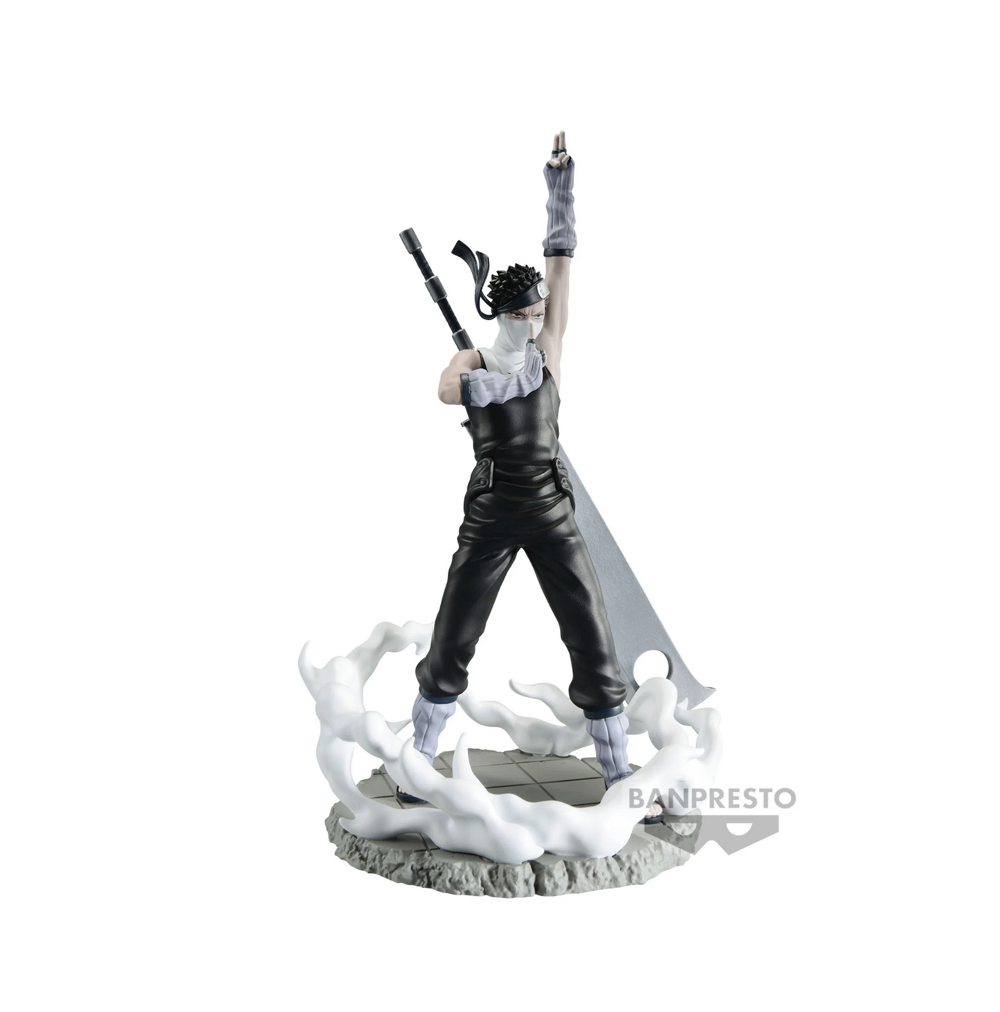 Figurine Naruto – Momochi Zabuza – Memorable Saga – 14 cm – Banpresto. Zabuza effectue un sceau de Jutsu en pleine invocation de brume, avec son épée Kubikiribōchō dans le dos et un effet de fumée translucide l’entourant. Une figurine dynamique et fidèle à l’anime, parfaite pour les fans de Naruto.