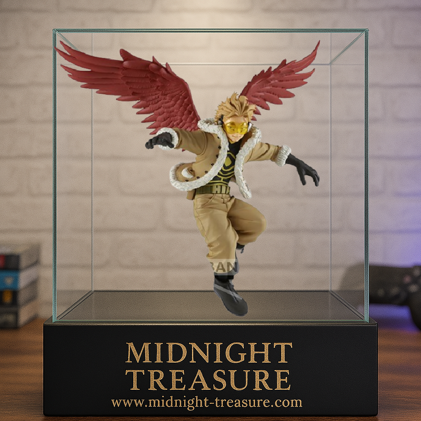 Figurine My Hero Academia – Hawks – Amazing Heroes Vol.24 – 14 cm – Banpresto. Hawks en vol, ailes rouges déployées, lunettes jaunes et pose dynamique. Une figurine vive et fidèle pour les fans de MHA.