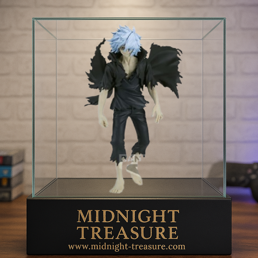 Figurine My Hero Academia – Tomura Shigaraki – 18 cm – Banpresto. Tenue en lambeaux, regard sombre et posture menaçante. Une figurine fidèle pour les fans de vilains et de l’univers MHA.