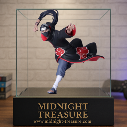 Figurine Naruto Shippuden – Kakuzu – Vibration Stars – 15 cm – Banpresto. Kakuzu en pleine attaque, manteau Akatsuki en mouvement. Une figurine dynamique parfaite pour les fans de Naruto.