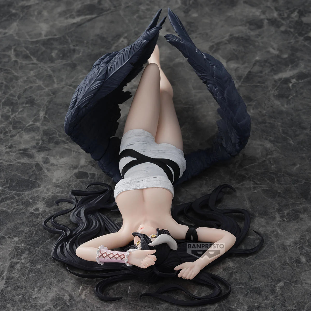 🖤😴 Figurine OVERLORD – Albedo – Relax Time – Banpresto 😴🖤
