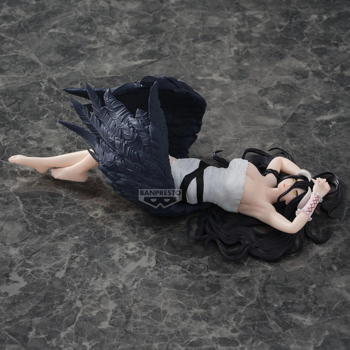 🖤😴 Figurine OVERLORD – Albedo – Relax Time – Banpresto 😴🖤