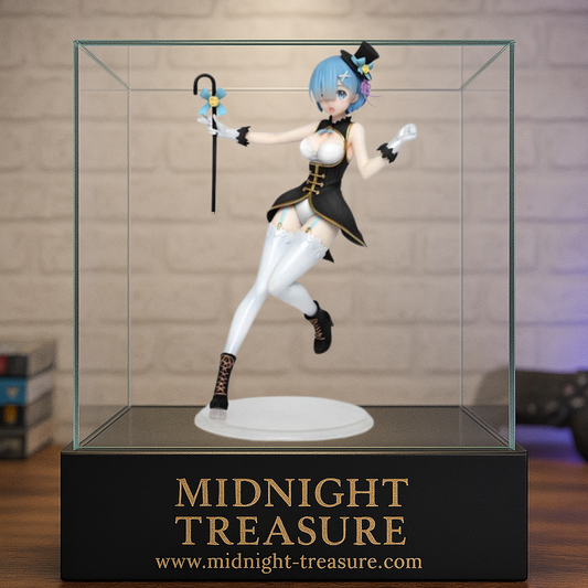 Figurine Re:Zero – Rem "Magician Ver. Renewal Edition" – 23 cm – Taito Precious. Rem en tenue élégante de magicienne avec haut-de-forme et canne décorée, dans une pose dynamique et joyeuse. Une pièce incontournable pour les fans de Re:Zero.