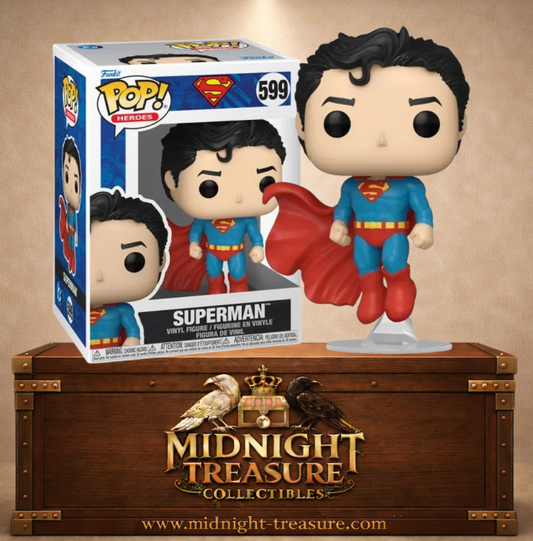 Funko Pop! Heroes N°599 – Superman – DC Comics. Figurine Superman en lévitation avec cape rouge et costume classique bleu.