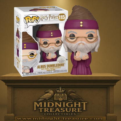 Funko Pop! Harry Potter – Albus Dumbledore avec Bébé Harry (N°115). Figurine représentant Dumbledore en tenue violette tenant le bébé Harry Potter emmailloté. Une pièce culte et émotive pour les fans de l’univers magique.