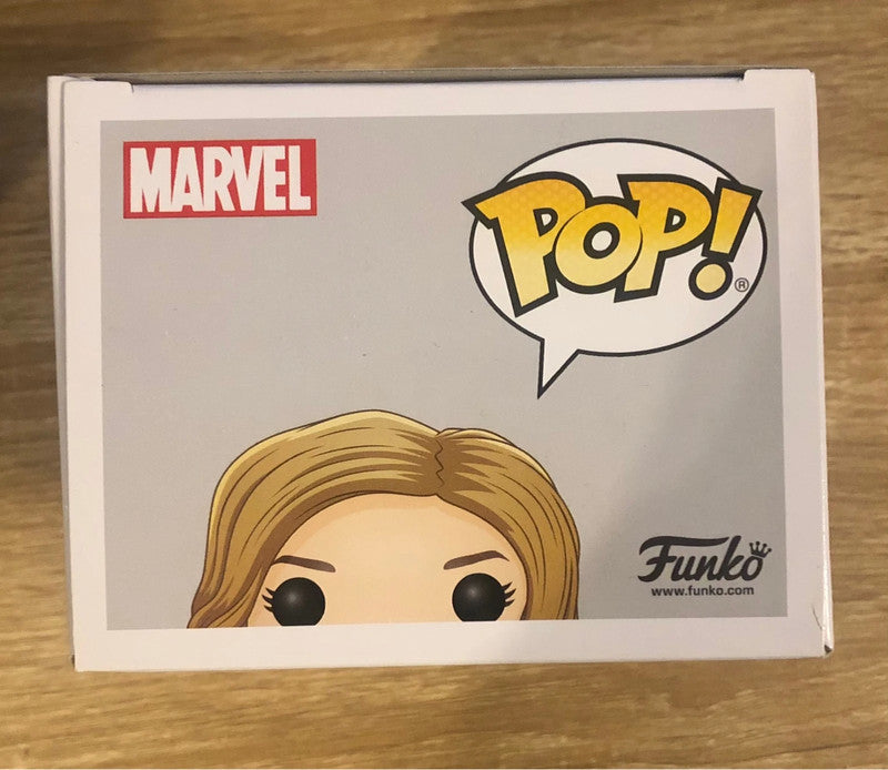 Funko Pop! Captain Marvel 425 - Chase Edition. Figurine représentant Carol Danvers avec son casque Kree et sa crête énergétique. Une édition rare et exclusive pour les fans de Marvel