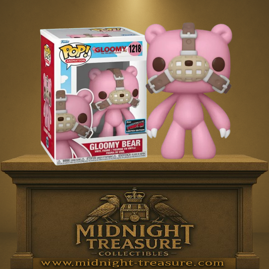Funko Pop! Gloomy Bear 1218 - Muzzled (Bloody) - Fall Convention Exclusive [New York Comic Con - NYCC]. Figurine exclusive avec étiquette officielle NYCC, représentant l’ours emblématique de Mori Chack avec une muselière et ses griffes acérées. Une pièce convoitée pour collectionneurs et fans de culture pop japonaise