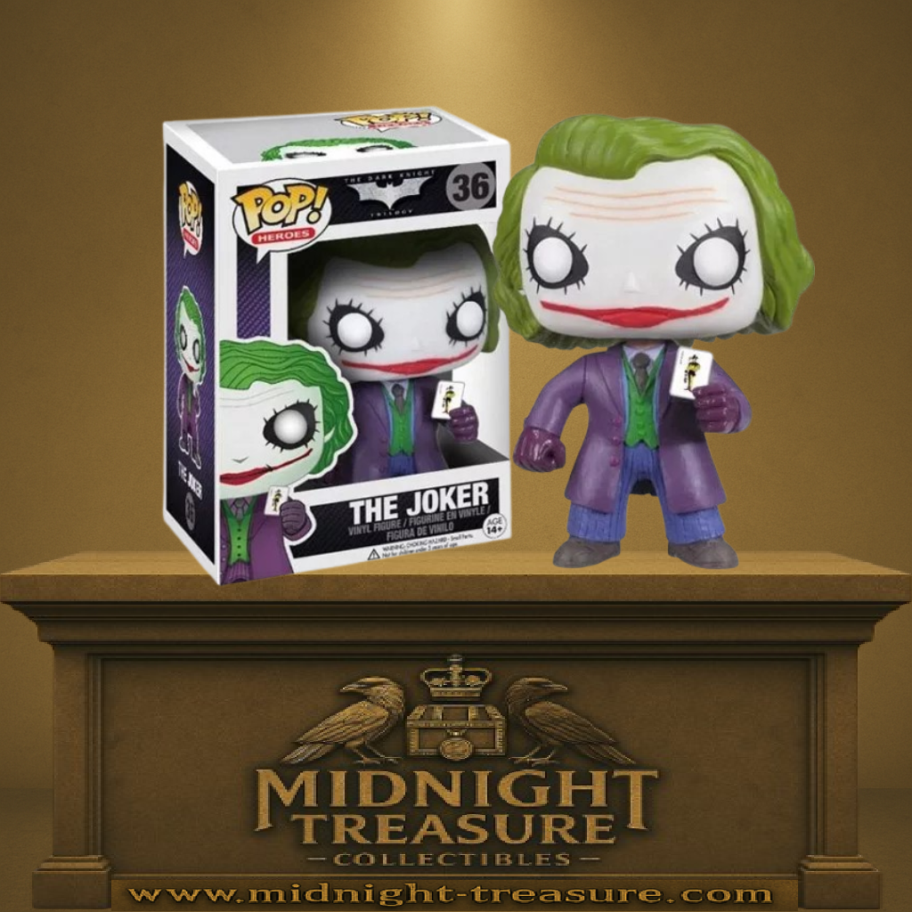Funko Pop! The Dark Knight – The Joker (N°36). Joker en costume violet avec carte en main, maquillage blanc et cheveux verts. Figurine détaillée et culte pour les fans de DC.