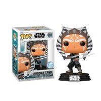 "Funko Pop! Star Wars 467 - Ahsoka Tano. Figurine dynamique de l'ancienne Padawan armée de ses deux sabres laser blancs. Un must-have pour les collectionneurs de Star Wars."