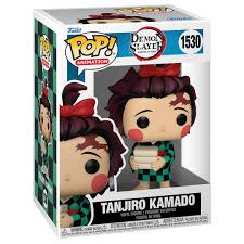 Figurine Funko Pop! Tanjiro Kamado (1530) de Demon Slayer, portant un haori vert et noir avec un ruban rouge et des boîtes de nourriture, en édition exclusive.