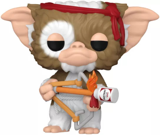 Funko Pop! Gremlins 2 – Gizmo with Bow (N°1753). Gizmo avec bandeau rouge et arc artisanal, flèche enflammée. Figurine détaillée et héroïque pour les fans des Gremlins.