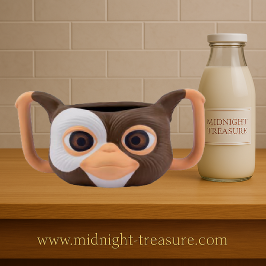 Mug Gremlins en forme de Gizmo - 550ml. Mug en céramique fidèle au design du Mogwai culte. Idéal pour les fans du film Gremlins. Produit sous licence officielle.