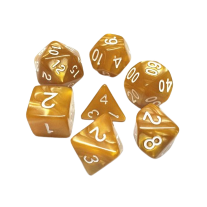 Lot de 7 dés multiformat en boîte – Or Nacré – Jeu de rôle. Set doré nacré brillant avec chiffres blancs (D4, D6, D8, D10, D00, D12, D20). Un design luxueux et raffiné parfait pour Donjons & Dragons, Pathfinder et autres jeux de rôle.