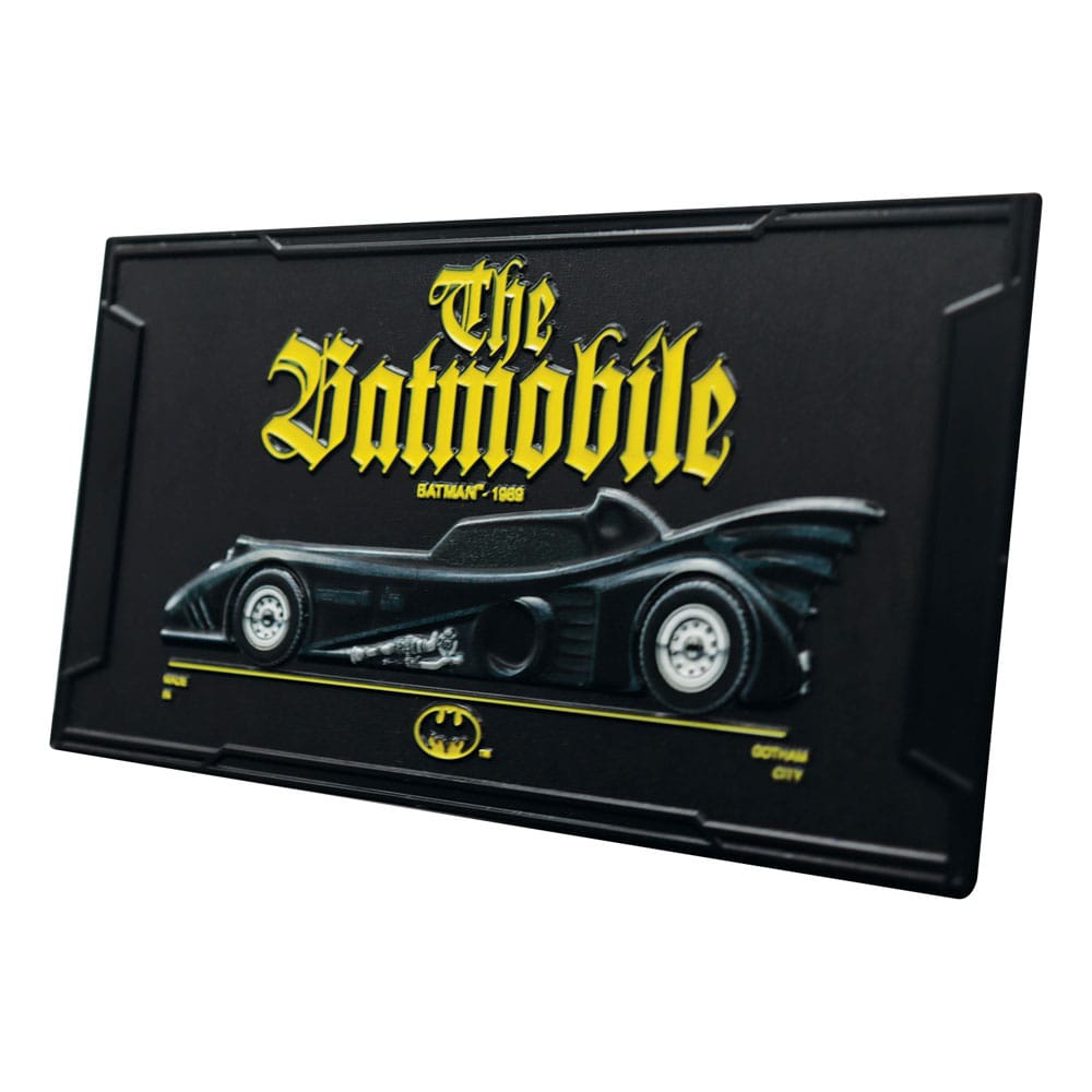 Lingot XL Batmobile 1989 – édition limitée DC, 145 x 73,6 mm, design embossé noir avec numérotation individuelle et présentoir inclus.