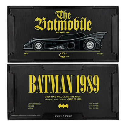 Lingot XL Batmobile 1989 – édition limitée DC, 145 x 73,6 mm, design embossé noir avec numérotation individuelle et présentoir inclus.