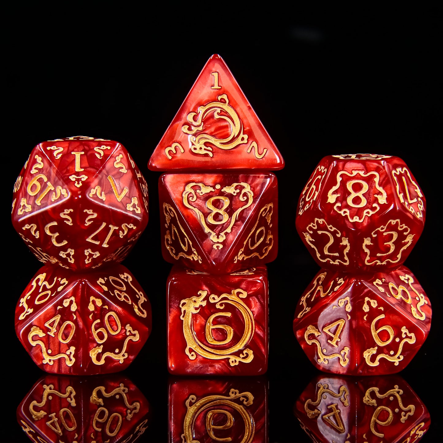 🎲🐉 Lot de Dés – Auspicious Clouds Red – Set Complet 7 Pièces en Boîte – Jeu de Rôle 🔥🎲