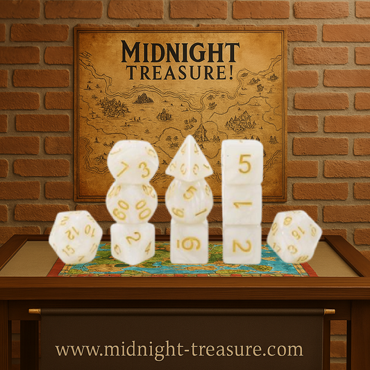 Lot de dés RPG – Blanc nacré & doré – Set complet 11 pièces. Dés nacrés blancs avec chiffres dorés, parfaits pour les jeux de rôle comme Donjons & Dragons. Un lot élégant et complet pour tous les aventuriers.