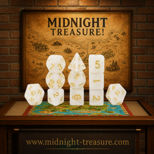 Lot de dés RPG – Blanc nacré & doré – Set complet 11 pièces. Dés nacrés blancs avec chiffres dorés, parfaits pour les jeux de rôle comme Donjons & Dragons. Un lot élégant et complet pour tous les aventuriers.