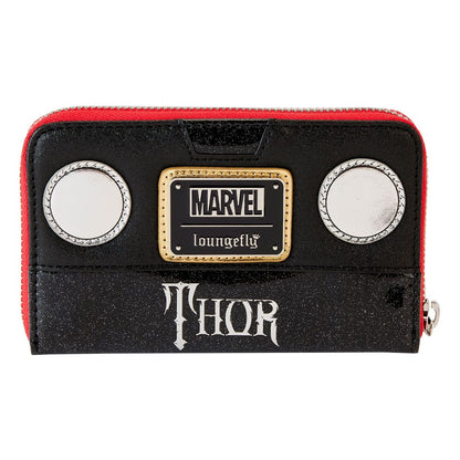 "Porte-monnaie Loungefly – Thor – Marvel. Design inspiré de l’armure du Dieu du Tonnerre avec finitions métalliques et détails en relief. Produit sous licence officielle Marvel, parfait pour fans et collectionneurs