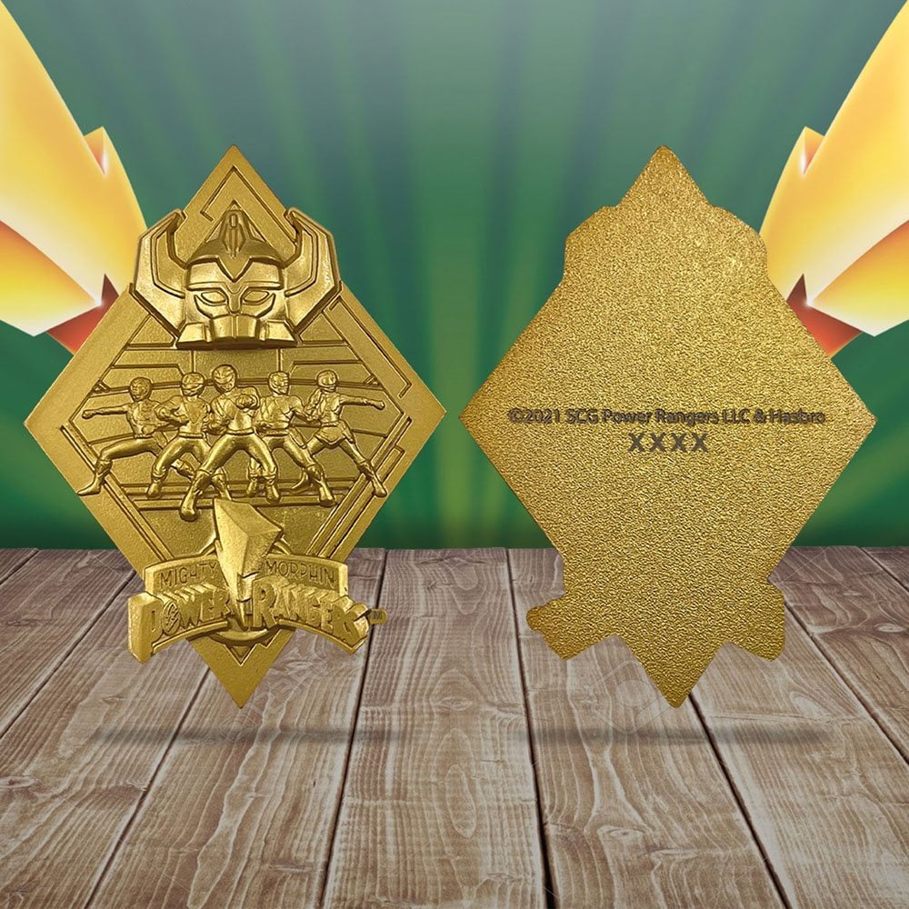 Médaillon Power Rangers – Édition Limitée 5 000 exemplaires – Plaqué or 24 carats – 9 x 12,5 cm. Médaillon numéroté avec boîte et support de présentation. Une pièce prestigieuse pour les fans de Power Rangers.


