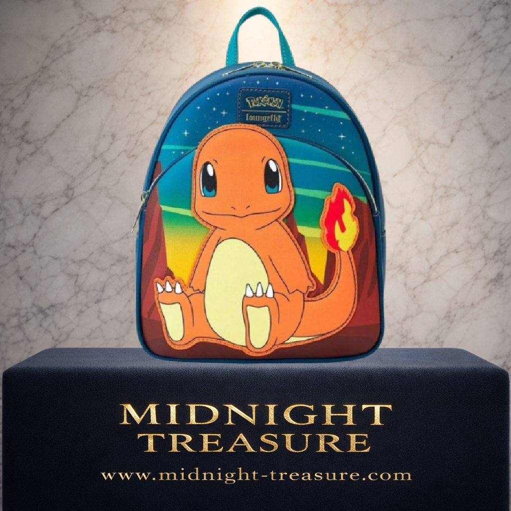 Mini Sac à Dos Loungefly Pokémon Salamèche (Charmander) – 23 x 27 x 12 cm. Sac officiel avec grande applique de Salamèche, détails Glow in the Dark, paysage rocheux et finitions premium sous licence officielle Pokémon.