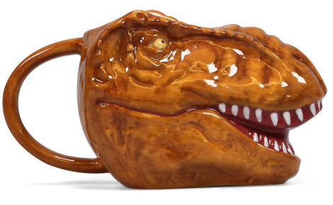 Mug 3D T-Rex – Jurassic Park – 510 ml – Officiel. Mug sculpté en forme de tête de Tyrannosaurus Rex avec détails réalistes. Un accessoire impressionnant pour les fans de dinosaures et de Jurassic Park.

