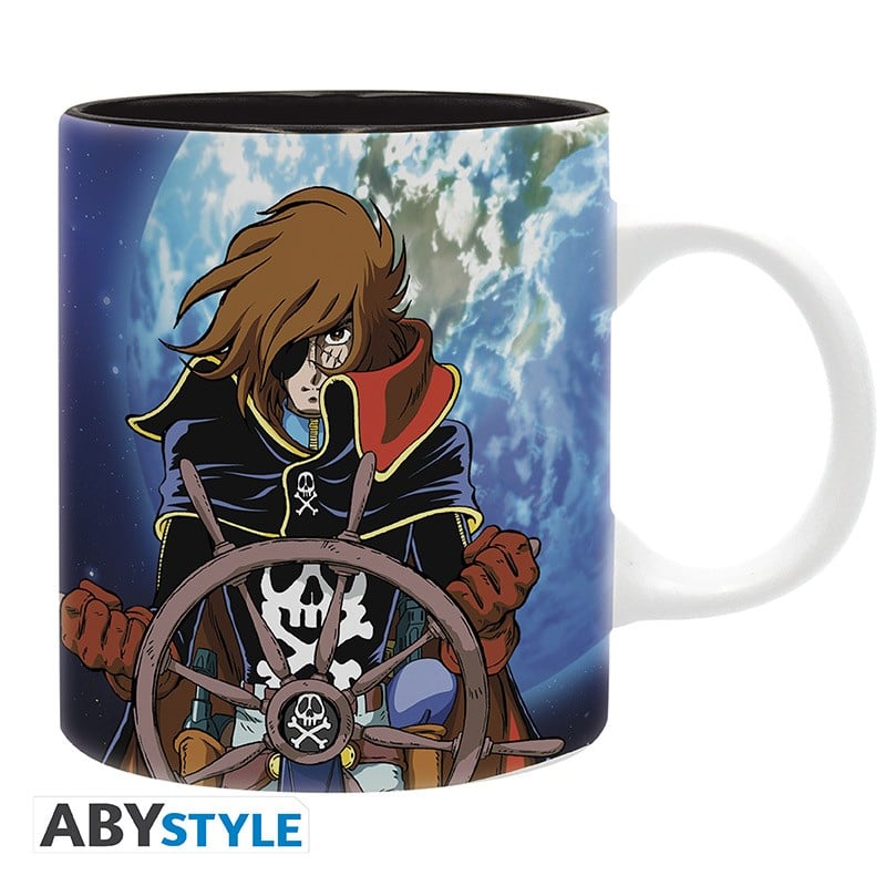 Mug Albator – Space Pirate Captain Harlock – 320 ml – ABYstyle. Mug en céramique illustré avec Albator et le vaisseau Arcadia. Idéal pour les fans d’anime cultes et de science-fiction.