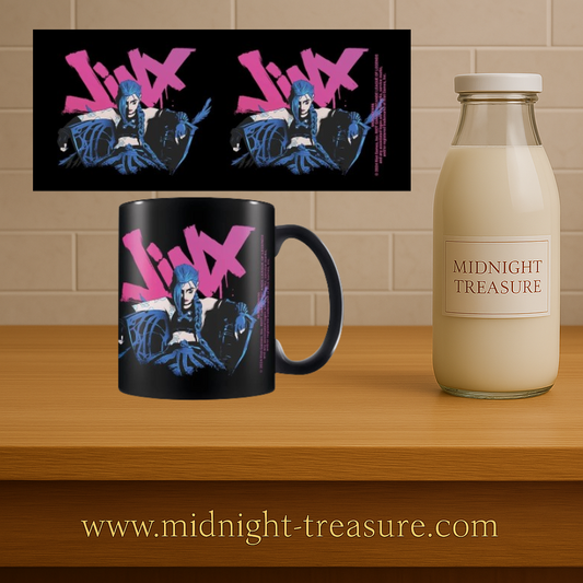 Mug Arcane Jinx noir 325 ml en céramique avec illustration officielle du personnage Jinx. Mug sous licence officielle Arcane, idéal pour café, thé ou chocolat chaud.