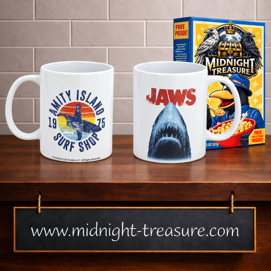 Mug Les Dents de la Mer Jaws 325 ml sous licence officielle Universal. Tasse en céramique avec le requin emblématique et un visuel rétro Amity Island inspiré du film culte de Steven Spielberg.