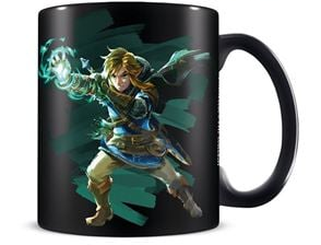 Mug The Legend of Zelda: Tears of the Kingdom – Sacred Power – 315 ml – Officiel. Mug noir en céramique avec illustration de Link utilisant ses pouvoirs. Parfait pour les fans de Zelda et de Nintendo.