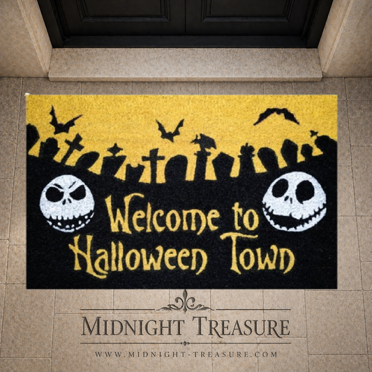 Paillasson LâĂtrange NoĂ«l de Monsieur Jack â Welcome to Halloween Town. Design avec Jack Skellington et cimetiĂšre stylisĂ©, fabriquĂ© en fibre de coco avec base antidĂ©rapante.