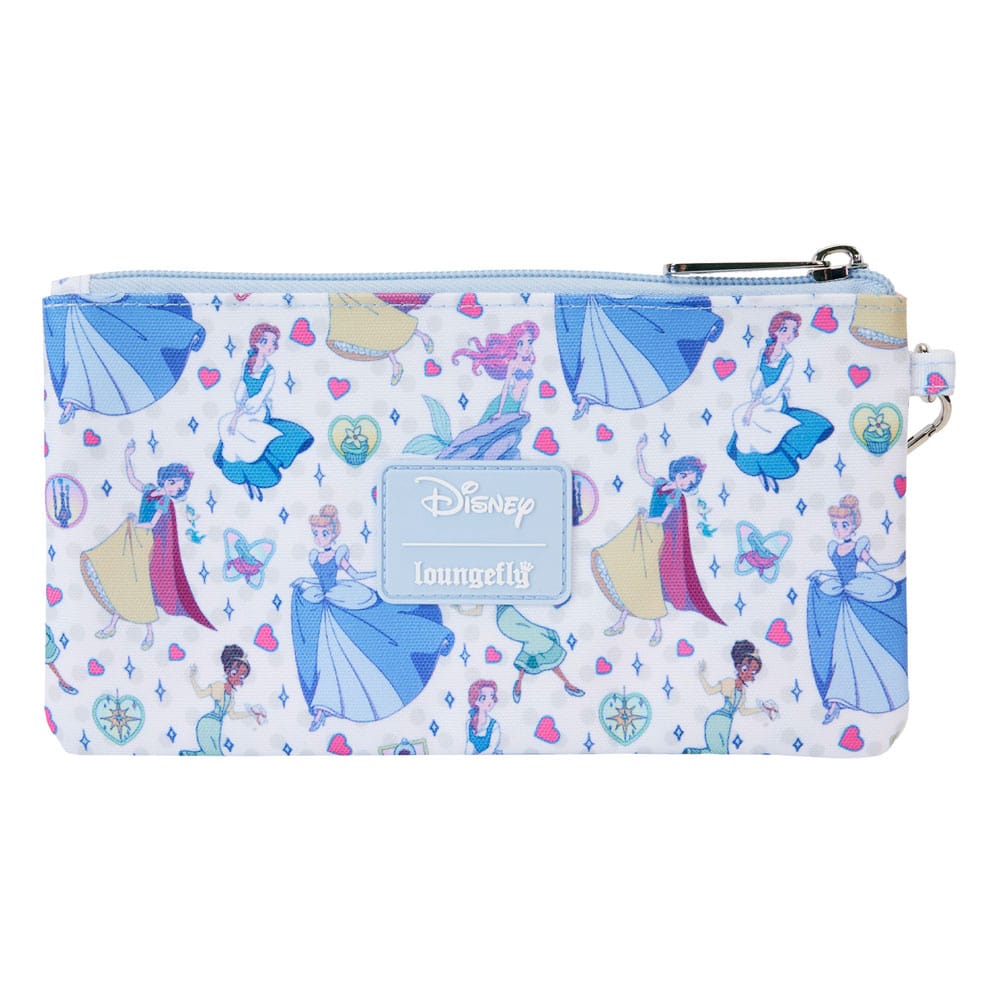Porte-monnaie Disney by Loungefly – Princess Manga Style AOP Wristlet – 20 x 10 cm. Pochette en nylon avec motif all-over des princesses Disney en style manga et dragonne détachable.
