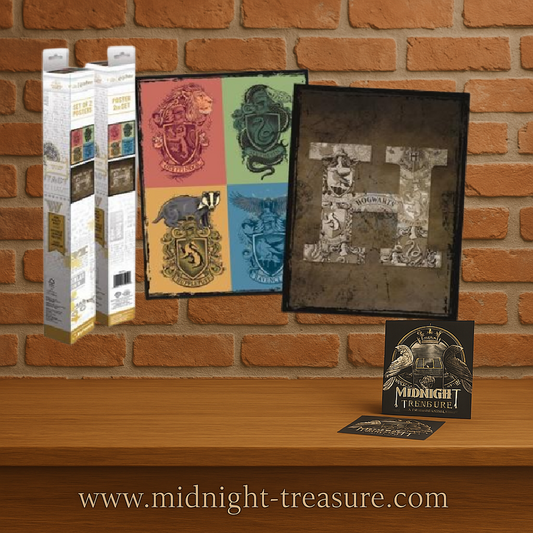 Set de 2 posters Harry Potter – Tombs and Scrolls – 52 x 38 cm. Affiches officielles représentant les maisons de Poudlard dans un style parchemin ancien.