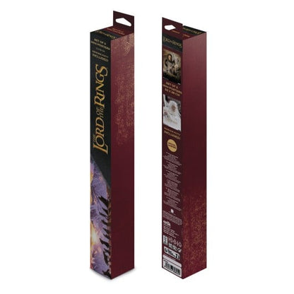 Lot de 2 mini posters Seigneur des Anneaux – 38 x 52 cm – Officiel. Gandalf, Aragorn, Frodon et les héros de la Terre du Milieu en visuels épiques. Un set collector incontournable pour les fans de Tolkien.